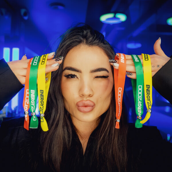 SINGLE PARTY ☆ PIĘKNI I MŁODZI DAWID NAROŻNY